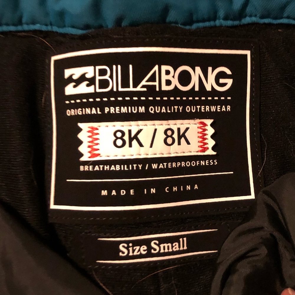 billabong Women’s snowboarding pants - Picture 7 of 7